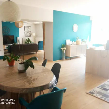 Dans Charmante Maison A
